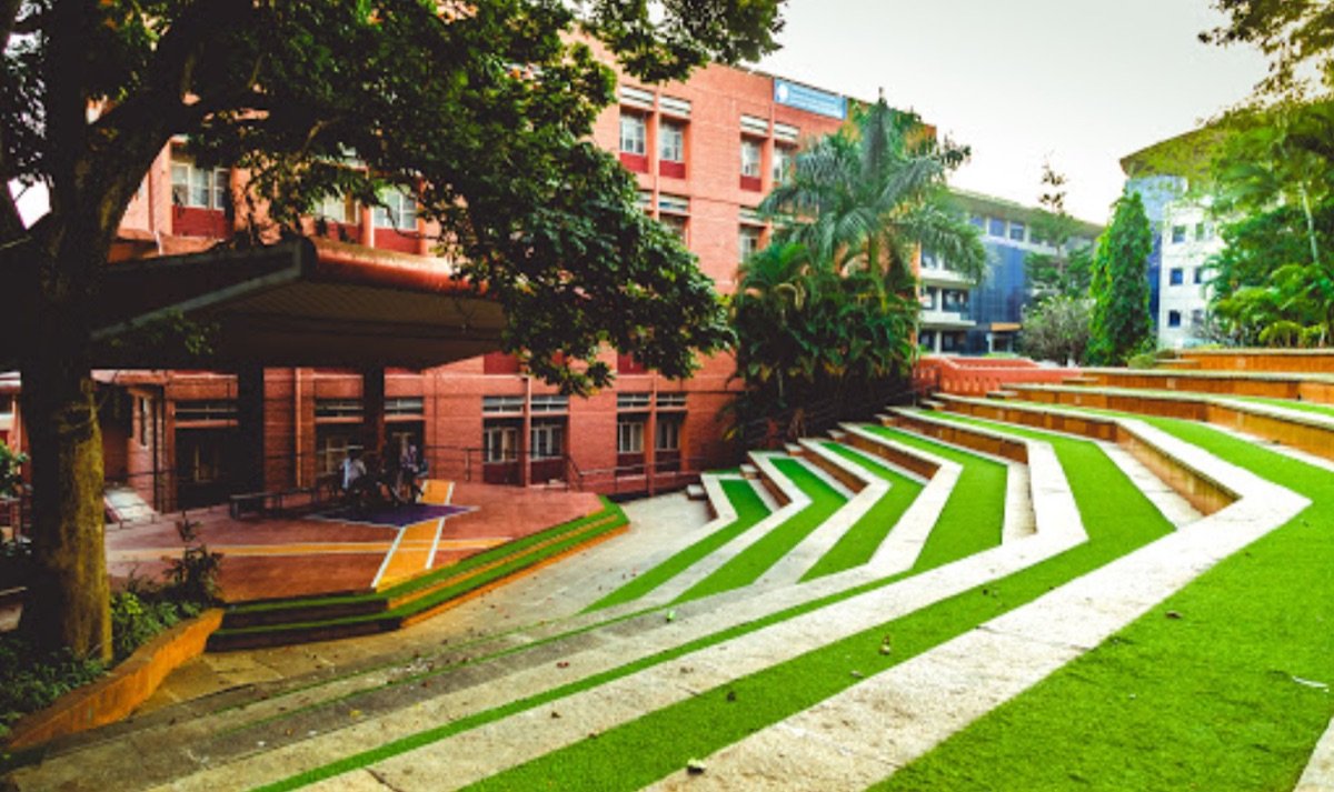 The Dayananda Sagar College of Engineering campus, Kumaraswamy Layout, Bengaluru